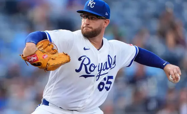 Kansas City Royals starting pitcher Noah Cameron throws during the first inning of baseball game against the New York Yankees, Wednesday, May 27, 2026, in Kansas City, Mo. (AP Photo/Charlie Riedel)