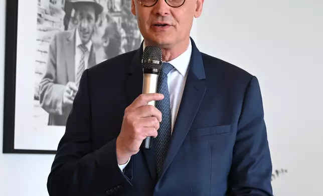 Philippe Béhuet, Deputy Mayor of Deauville and Special Representative of the Mayor of Deauville said Deauville and Hong Kong may be oceans apart, but both cities are joined by the same spirit — a love for horses, sport, elegance, and tradition, as well as a constant drive for innovation and excellence.