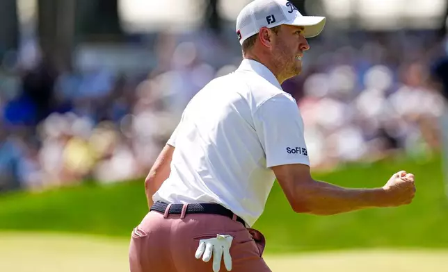 Justin Thomas reacts on the 18th green during the final round of the PGA Championship golf tournament at Aronimink Golf Club, Sunday, May 17, 2026, in Newtown Square, PA. (AP Photo/Carolyn Kaster)