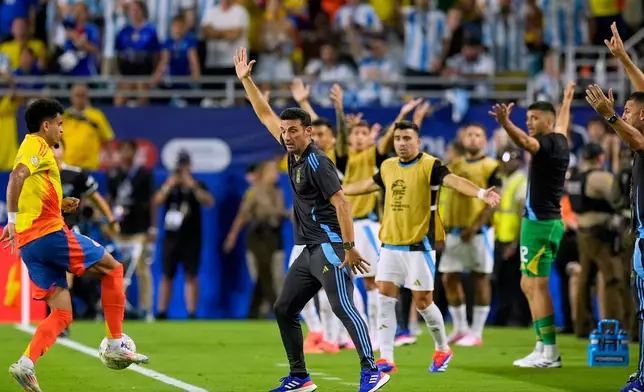 FILE - Argentina's coach Lionel Scaloni reacts during the Copa America final soccer match against Colombia in Miami Gardens, Fla., July 14, 2024. (AP Photo/Rebecca Blackwell, File)