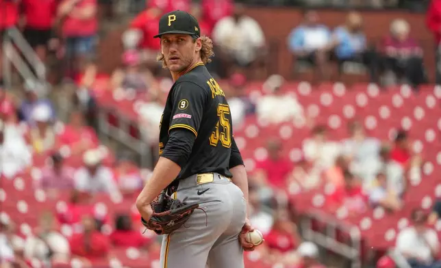 Pittsburgh Pirates starting pitcher Braxton Ashcraft checks the runner during the seventh inning of a baseball game against St. Louis Cardinals Thursday, May 21, 2026, in St. Louis. (AP Photo/Jeff Roberson)