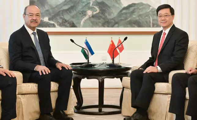 The Chief Executive, Mr John Lee, met with the visiting Prime Minister of Uzbekistan, Mr Abdulla Nigmatovich Aripov, at Government House today (May 6). Photo shows Mr Lee (right) and Mr Aripov (left) exchanging views on issues of mutual concern at Government House. Source: HKSAR Government Press Releases