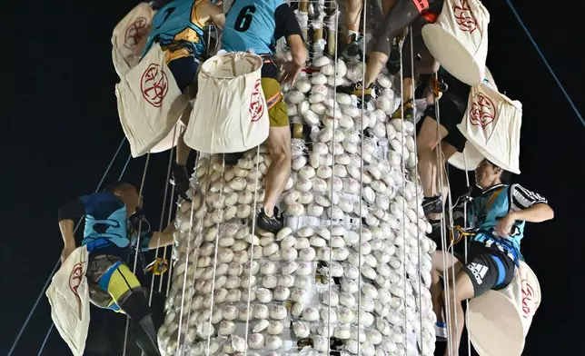 Bun Scrambling Competition concludes successfully  Source: HKSAR Government Press Releases