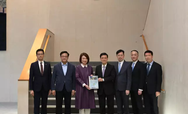 CE receives Legislative Council's briefing on thematic research and views gathered on Hong Kong's five-year plan (with photos/video) Source: HKSAR Government Press Releases