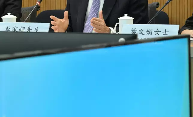 CE receives Legislative Council's briefing on thematic research and views gathered on Hong Kong's five-year plan (with photos/video) Source: HKSAR Government Press Releases