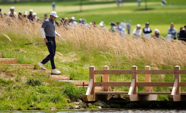 Jordan Spieth walks to green on the eighth hole during the first round of the PGA Championship golf tournament practice round at Aronimink Golf Club, Thursday, May 14, 2026, in Newtown Square, PA. (AP Photo/Carolyn Kaster)