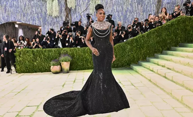 Venus Williams arrives at The Metropolitan Museum of Art's Costume Institute benefit gala celebrating the opening of the "Costume Art" exhibition on Monday, May 4, 2026, in New York. (Photo by Evan Agostini/Invision/AP)