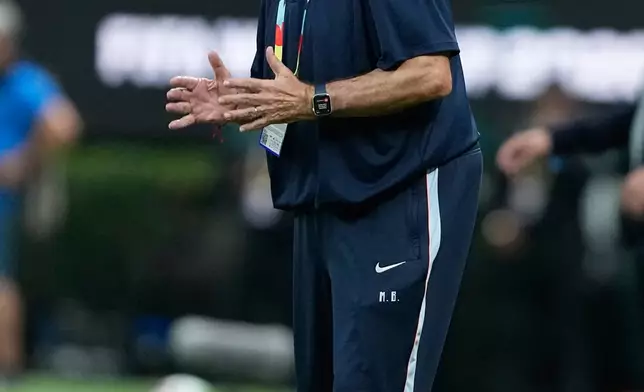 Uruguay head coach Marcelo Bielsa reacts during the World Cup Group H soccer match between Uruguay and Spain in Zapopan, near Guadalajara, Mexico, Friday, June 26, 2026. (AP Photo/Natacha Pisarenko )