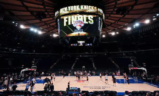 The San Antonio Spurs practice prior to Game 3 of the NBA Finals basketball series against the New York Knicks, Sunday, June 7, 2026, in New York. (AP Photo/Ross D. Franklin)