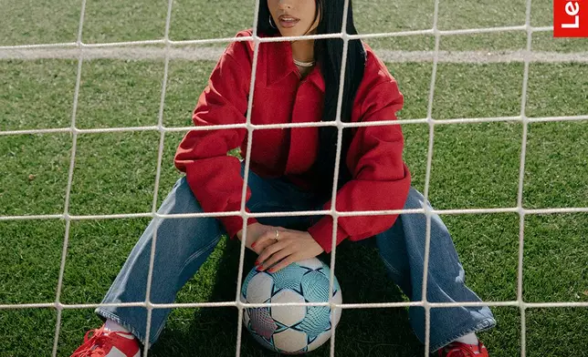 Lenovo, Becky G, and Seattle Football Clubs Unveil Limited-Edition 12th Player Kit Through Lenovo’s Your Club Your Canvas Initiative
