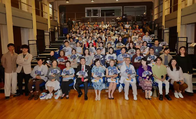 Group photo.