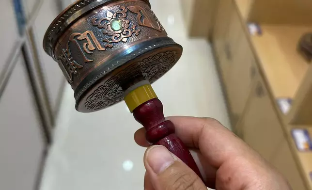 The small prayer wheel bought by the reporter, Photo by Bastille Post