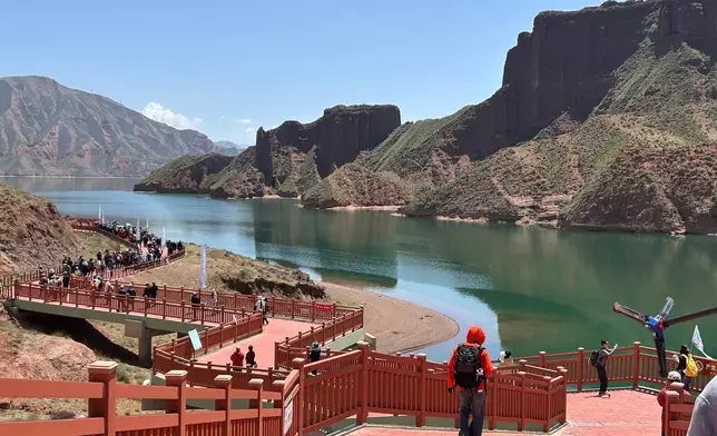 At Kanbula UNESCO Global Geopark, the water of the Yellow River is as clear as pieces of emeralds. Photo by Bastille Post