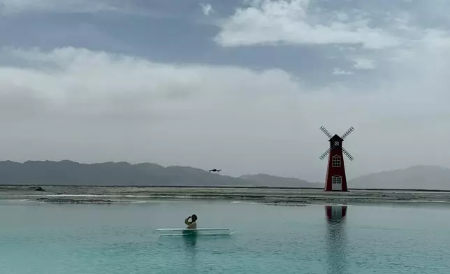 Crystal boat aerial photography, Photo by Bastille Post