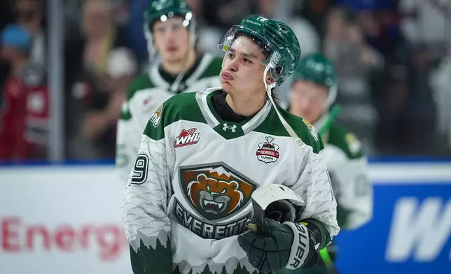 Everett Silvertips' Zackary Shantz reacts after losing to the Kitchener Rangers during the Memorial Cup final hockey game in Kelowna, British Columbia, on Sunday, May 31, 2026. (Darryl Dyck/The Canadian Press via AP)