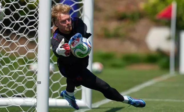 United States goalkeeper Chris Brady practices during a training session ahead of his FIFA World Cup match against Paraguay at its World Cup soccer tournament training base in Irvine, Calif., Thursday, June 11, 2026. (AP Photo/Andre Penner)