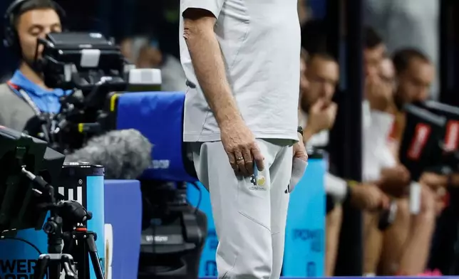 South Africa head coach Hugo Broos the World Cup Group A soccer match between Czechia and South Africa in Atlanta, Thursday, June 18, 2026. (AP Photo/Erik S. Lesser)