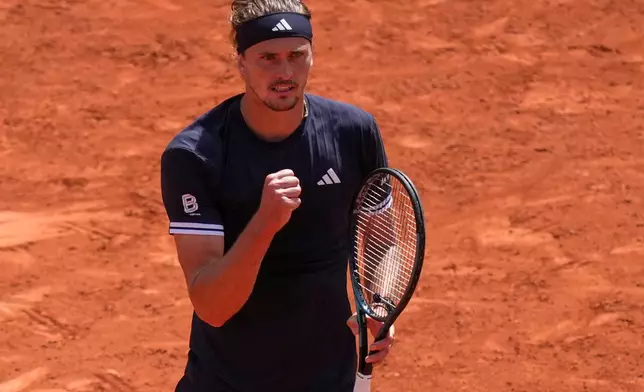 Germany's Alexander Zverev reacts during the semifinal tennis match aginst Czech Republic's Jakub Mensik at the French Open in Paris, Friday, June 5, 2026. (AP Photo/Thibault Camus)
