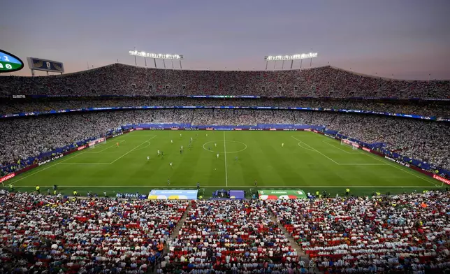 General view during the World Cup Group J soccer match between Argentina and Algeria in Kansas City, Mo., Tuesday, June 16, 2026. (AP Photo/Reed Hoffmann)