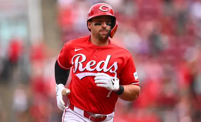 Cincinnati Reds' Spencer Steer runs the bases after hitting a solo home run during the first inning of a baseball game against the New York Mets in Cincinnati, Tuesday, June 16, 2026. (AP Photo/Ben Jackson)
