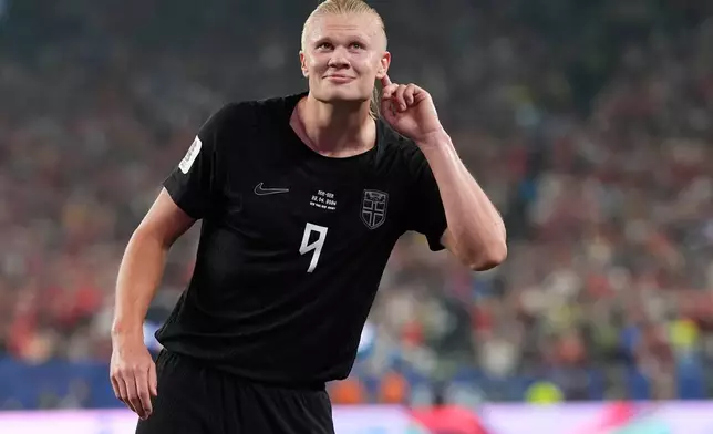 Norway's Erling Haaland (9) celebrates after scoring their third goal during the World Cup Group I soccer match between Norway and Senegal in East Rutherford, N.J., near New York, Monday, June 22, 2026. (AP Photo/Steve Luciano)