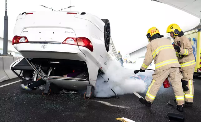 Police conduct inter-departmental major incident exercise on Hong Kong-Zhuhai-Macao Bridge  Source: HKSAR Government Press Releases