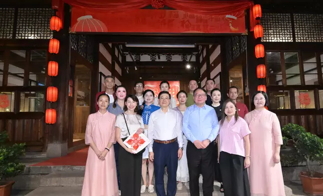 CE leads delegation to begin visit programme to Fujian Source: HKSAR Government Press Releases