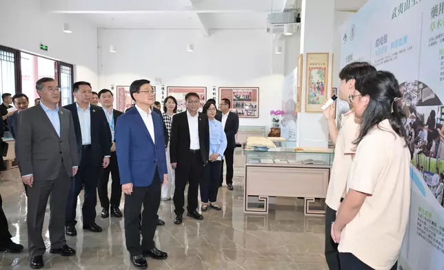 CE continues visit to Fujian Source: HKSAR Government Press Releases