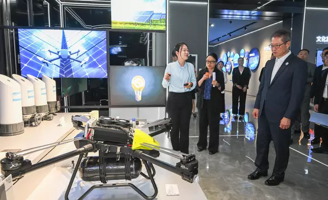 FS visits Dalian (with photos/video) Source: HKSAR Government Press Releases