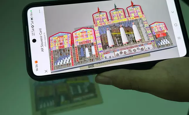 The 3D model presentation via AR card, Photo by Bastille Post