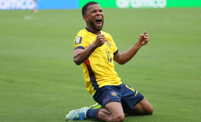 Ecuador's Pedro Vite celebrates Ecuador's Gonzalo Plata scoring his side's second goal against Germany during the second half of a World Cup Group E soccer match in East Rutherford, N.J., near New York, Thursday, June 25, 2026. (AP Photo/Pamela Smith)