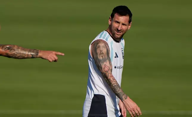 Argentina's Lionel Messi trains for the World Cup soccer tournament Wednesday, June 24, 2026, in Kansas City, Kan. (AP Photo/Charlie Riedel)