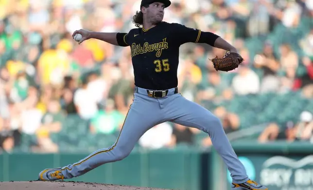 Pittsburgh Pirates pitcher Braxton Ashcraft throws to an Athletics batter during the first inning of a baseball game, Wednesday, June 17, 2026, in West Sacramento, Calif. (AP Photo/Scott Marshall)