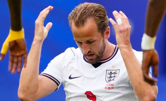 England's Harry Kane (9) reacts after missing a shot on goal during the World Cup Group L soccer match between England and Ghana in Foxborough, Mass., near Boston, Tuesday, June 23, 2026. (AP Photo/Petr David Josek)