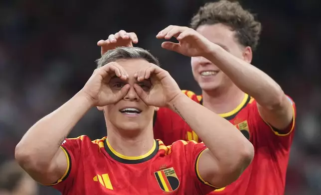 Belgium's Leandro Trossard (10) celebrates after scoring against New Zealand during their World Cup Group G soccer match in Vancouver, British Columbia, Friday, June 26, 2026. (Darryl Dyck/The Canadian Press via AP)