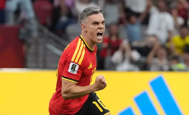 Belgium's Leandro Trossard (10) celebrates after scoring against New Zealand during their World Cup Group G soccer match in Vancouver, British Columbia, Friday, June 26, 2026. (Darryl Dyck/The Canadian Press via AP)