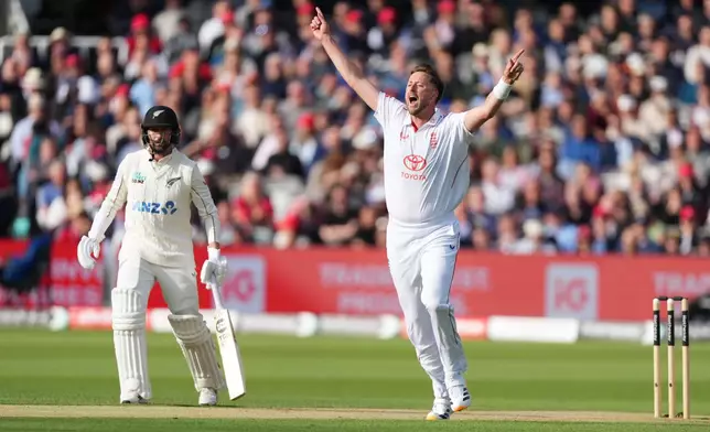 England's Ollie Robinson appeals during the second day of the test match between England and New Zealand at Lord's cricket ground in London, Friday, June 5, 2026. (AP Photo/Kirsty Wigglesworth)