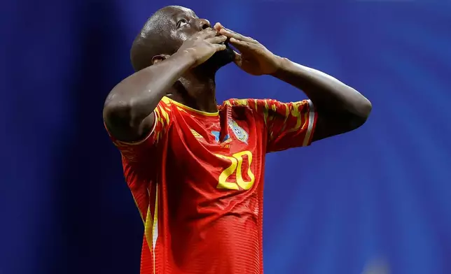 Congo's Yoane Wissa (20) celebrates a win during the World Cup Group K soccer match between DR Congo and Uzbekistan in Atlanta, Saturday, June 27, 2026. (AP Photo/Erik S. Lesser)