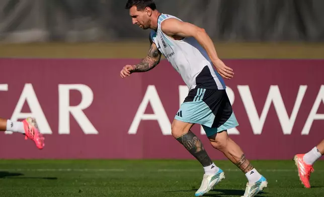 Argentina's Lionel Messi trains for the World Cup soccer tournament Wednesday, June 24, 2026, in Kansas City, Kan. (AP Photo/Charlie Riedel)