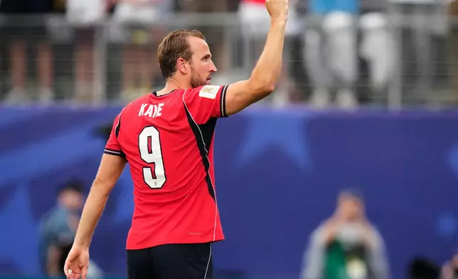 England's Harry Kane celebrates his team's victory over Panama in the World Cup Group L soccer match in East Rutherford, N.J., near New York, Saturday, June 27, 2026. (AP Photo/Frank Franklin II)