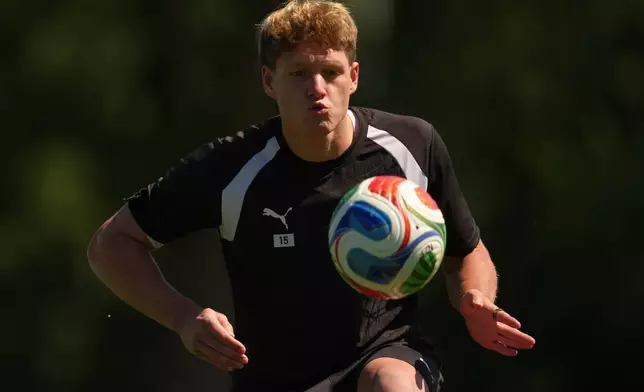 New Zealand's Nando Pijnaker works out during a training session on the eve of the team's FIFA World Cup soccer match against Egypt, Saturday, June 20, 2026, in Vancouver, British Columbia. (AP Photo/Abbie Parr)