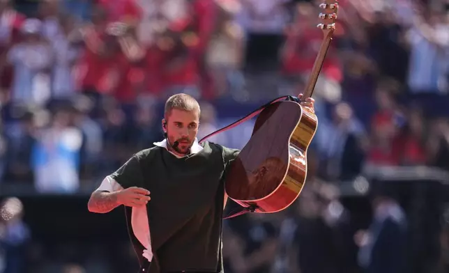 Justin Bieber performs at halftime during the World Cup final soccer match between Spain and Argentina in East Rutherford, N.J., near New York, Sunday, July 19, 2026. (AP Photo/Abbie Parr)