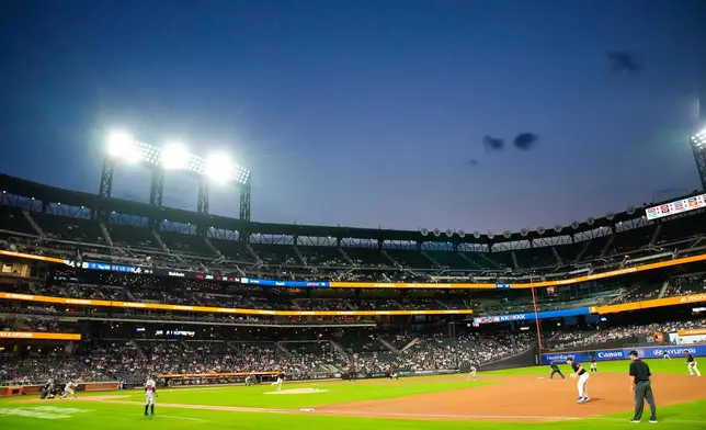 New York Mets against the Atlanta Braves during the sixth inning of a baseball game Wednesday, July 29, 2026, in New York (AP Photo/Eduardo Munoz Alvarez)