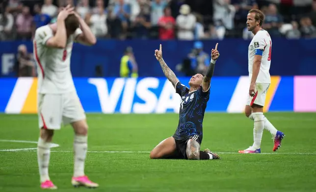 Argentina's Enzo Fernandez (24) reacts after their win the World Cup semifinal soccer match between England and Argentina in Atlanta, Wednesday, July 15, 2026. (AP Photo/Jacob Kupferman)