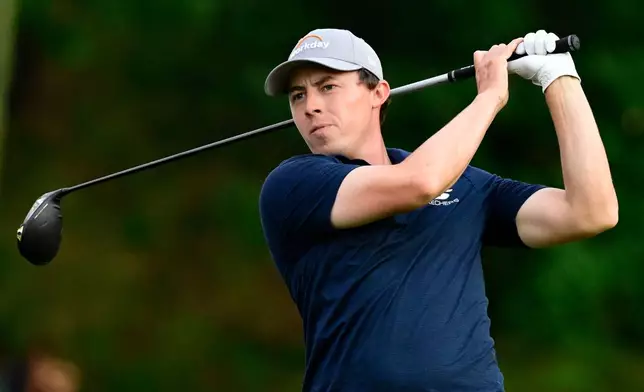 Matt Fitzpatrick, of England, tees off the 18th hole during the final round of the Travelers Championship golf tournament at TPC River Highlands, Sunday, June 28, 2026, in Cromwell, Conn. (AP Photo/Jessica Hill)