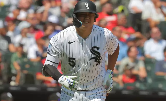 Chicago White Sox' Munetaka Murakami reacts after flying out to New York Yankees' Trent Grisham during the fifth inning of a baseball game, Thursday, July 30, 2026, in Chicago. (AP Photo/Melissa Tamez)