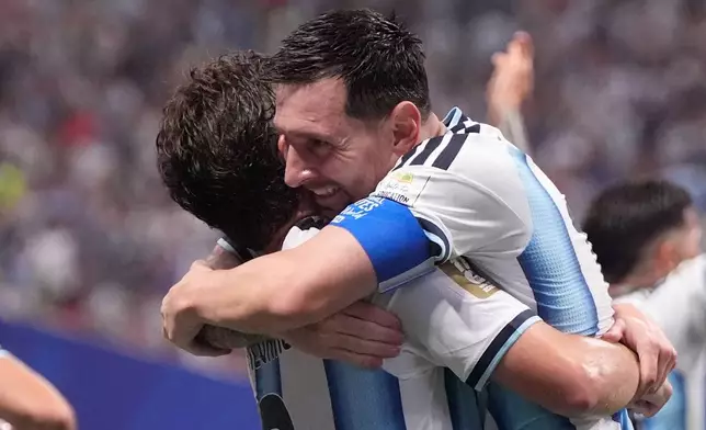 Argentina's Lionel Messi (10) celebrates after scoring his side's second goal during the World Cup round of 16 soccer match between Argentina and Egypt in Atlanta, Tuesday, July 7, 2026. (AP Photo/Mike Stewart)
