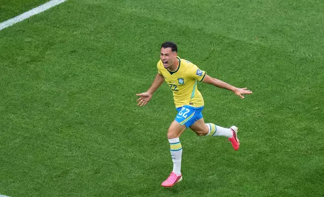 Brazil's Gabriel Martinelli (22) celebrates after scoring his side's second goal during the World Cup round of 32 soccer match between Brazil and Japan in Houston, Monday, June 29, 2026. (AP Photo/Eric Smith)