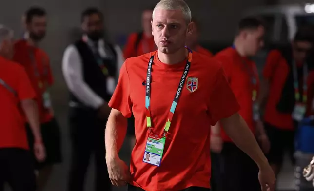Norway's Julian Ryerson (26) arrives for the World Cup round of 32 soccer match between Ivory Coast and Norway in Arlington, Texas, near Dallas, Tuesday, June 30, 2026. (AP Photo/Sam Hodde)