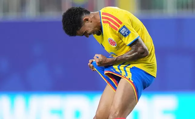 Colombia's Luis Diaz reacts during the World Cup round of 32 soccer match between Colombia and Ghana in Kansas City, Mo., Friday, July 3, 2026. (AP Photo/Jeff Roberson)
